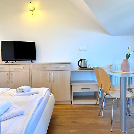 Guest House Domacija Krnc Hrib pri Hinjah Экстерьер фото