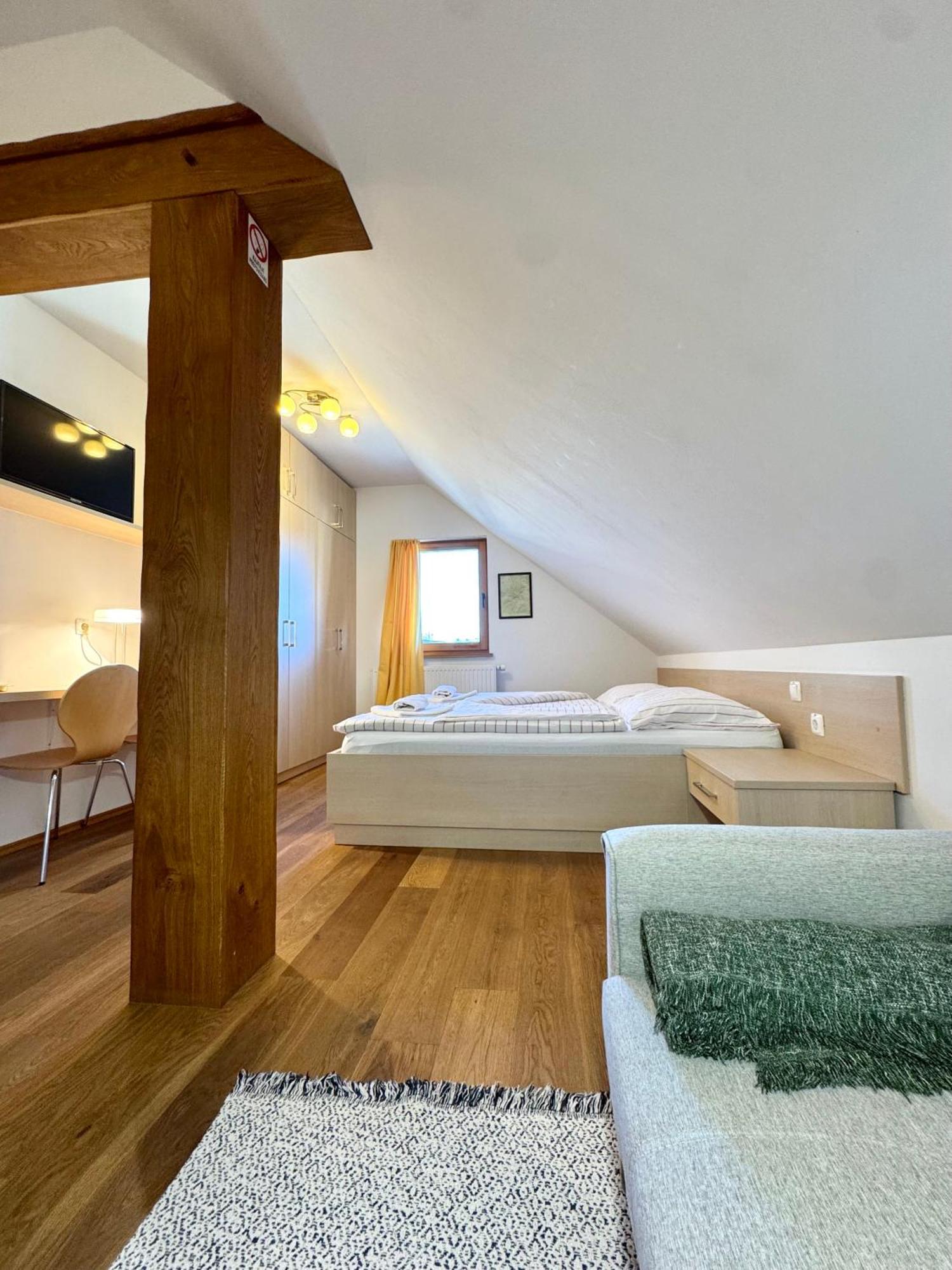 Guest House Domacija Krnc Hrib pri Hinjah Экстерьер фото