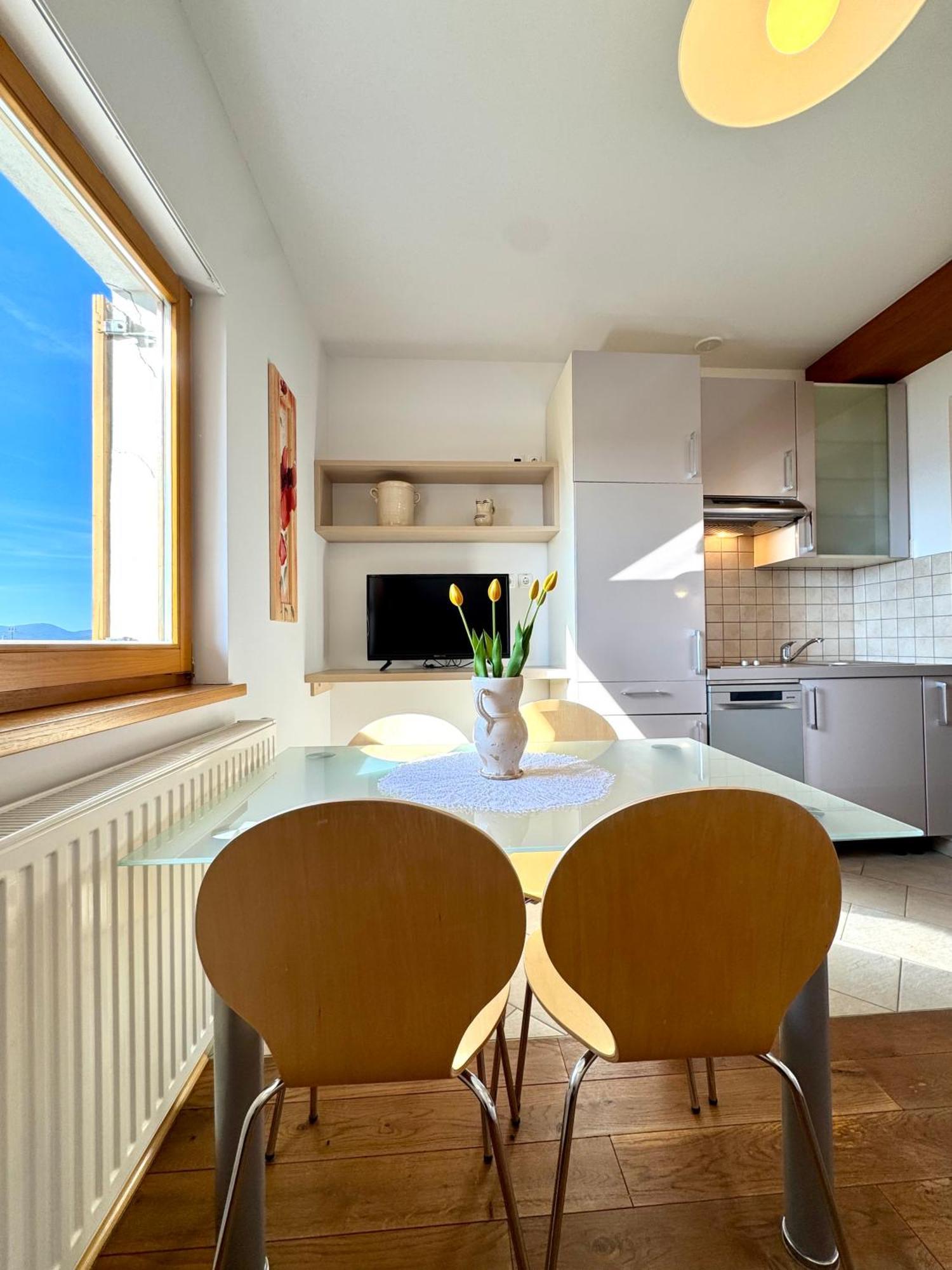 Guest House Domacija Krnc Hrib pri Hinjah Экстерьер фото